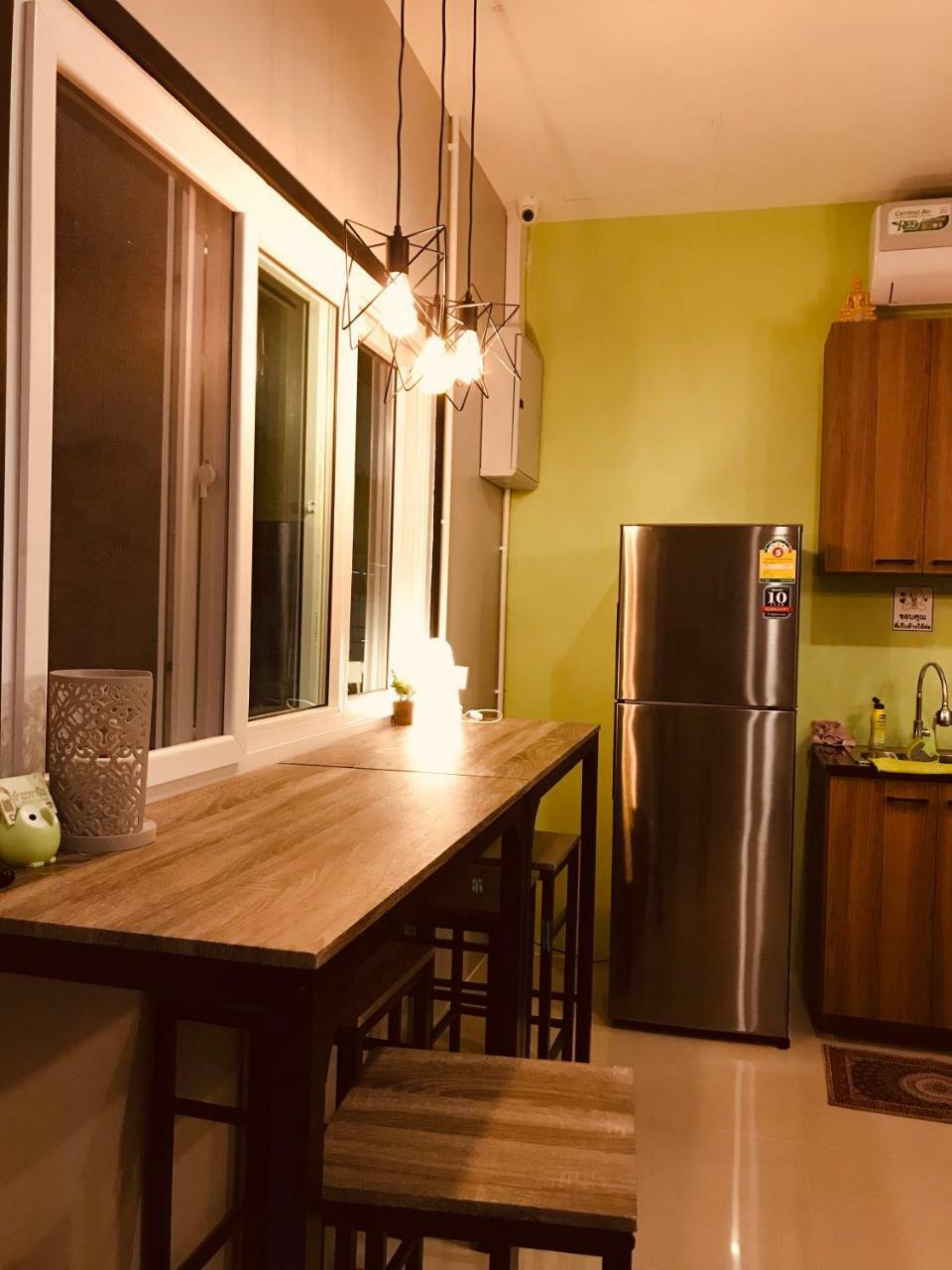 Baan Wararin Hostel Pattaya Exterior photo
